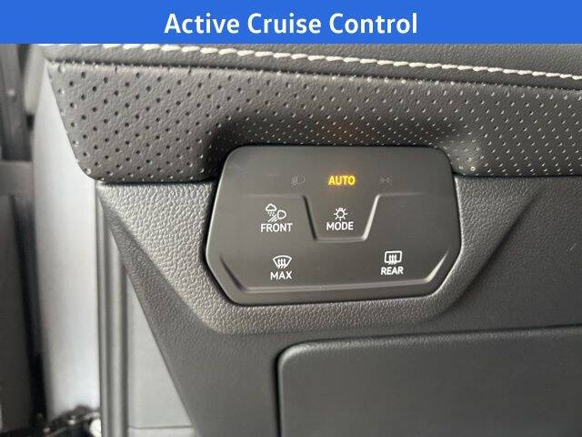 2026 Volkswagen Atlas Cross Sport SE