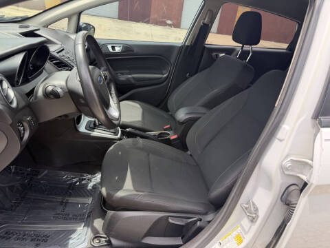 2016 Ford Fiesta SE