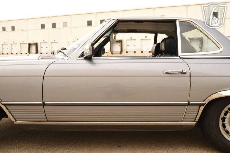 1982 Mercedes-Benz 380-Class 380 SL