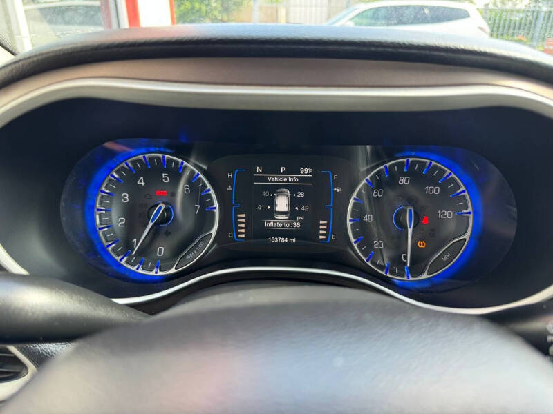 2017 Chrysler Pacifica Touring Plus