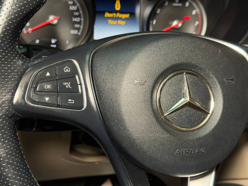 2019 Mercedes-Benz GLC GLC 300