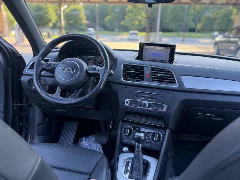 2017 Audi Q3 2.0T Premium