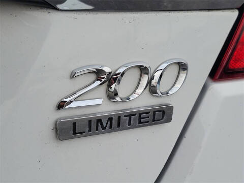 2012 Chrysler 200 Limited