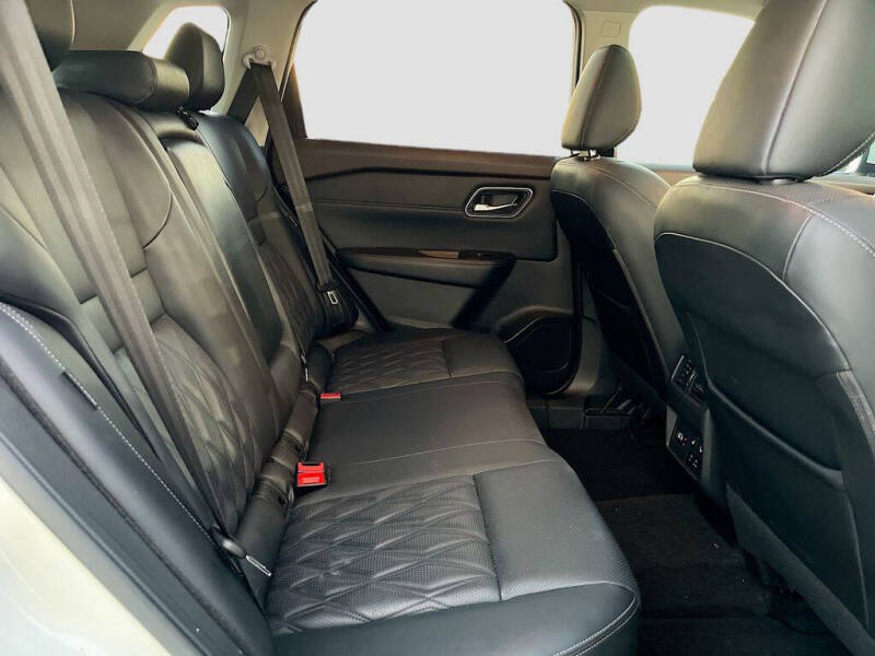 2022 Nissan Rogue Platinum