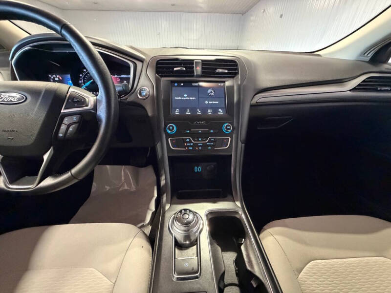 2019 Ford Fusion SE