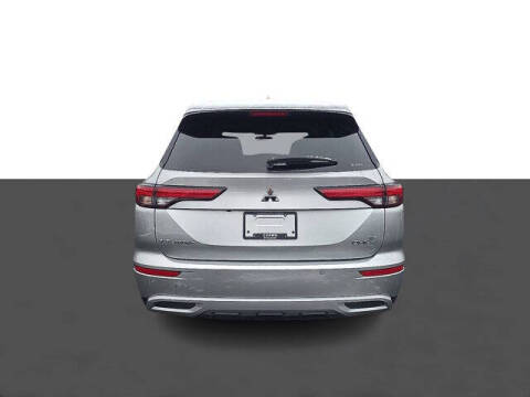 2024 Mitsubishi Outlander PHEV SE