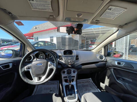 2016 Ford Fiesta SE