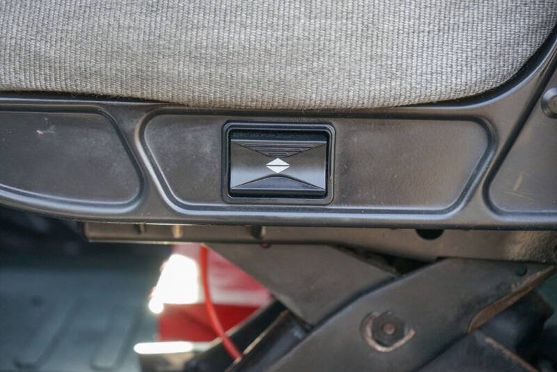 2013 Freightliner M2 106