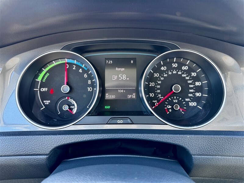 2016 Volkswagen e-Golf SE