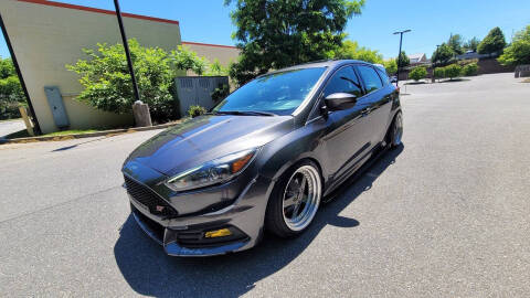 2018 Ford Focus ST