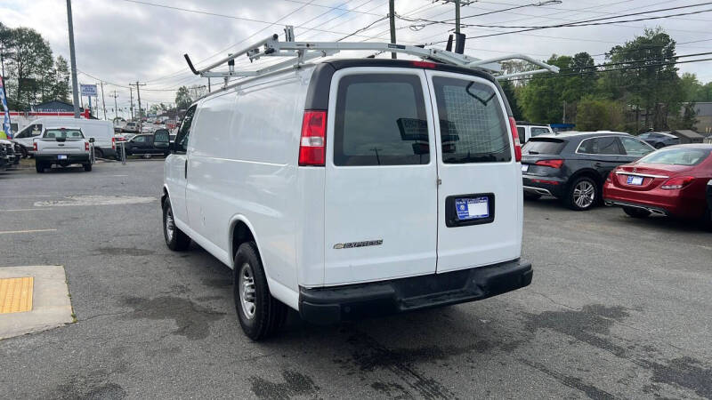 2019 Chevrolet Express 2500