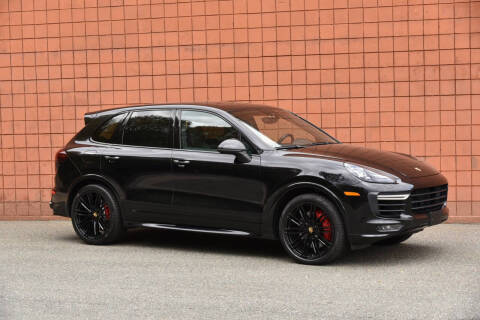 2016 Porsche Cayenne GTS