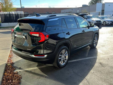 2024 GMC Terrain SLT