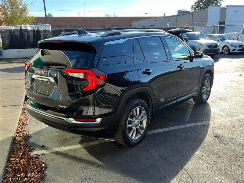 2024 GMC Terrain SLT