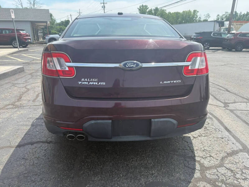 2011 Ford Taurus Limited