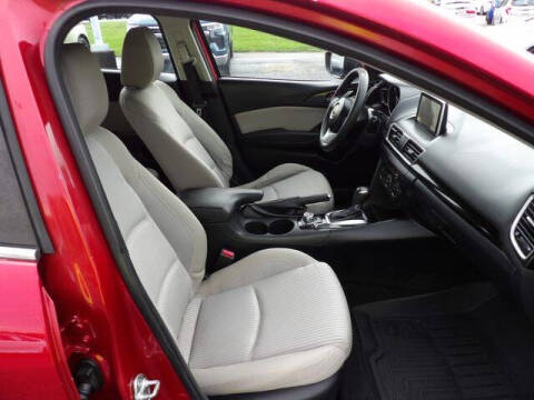 2016 Mazda MAZDA3 i Sport