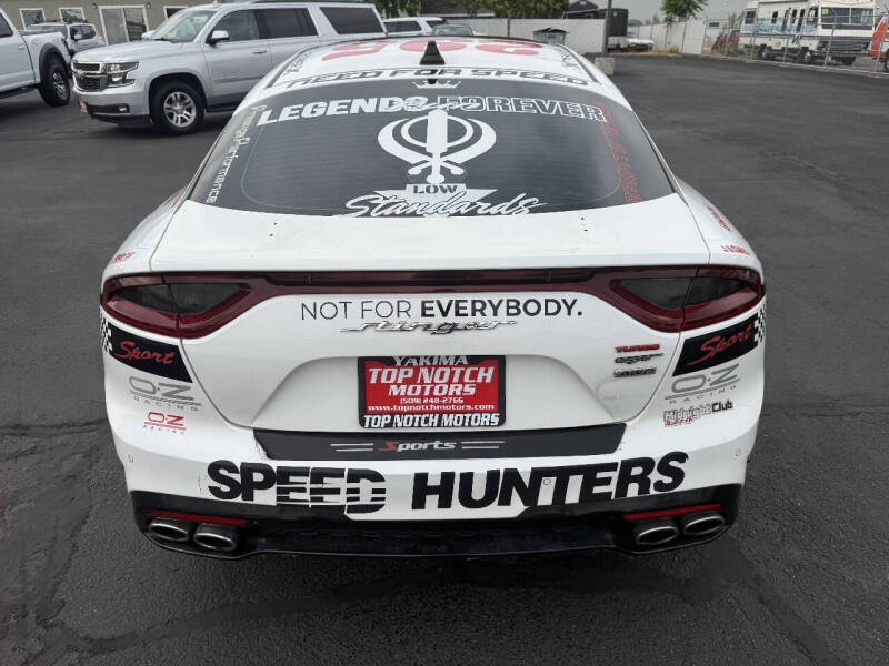 2019 Kia Stinger GT1