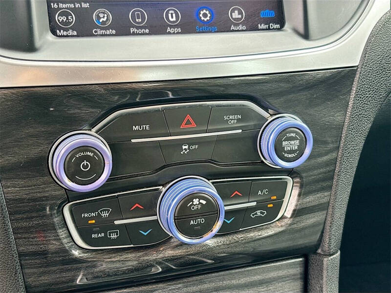 2021 Chrysler 300 Touring