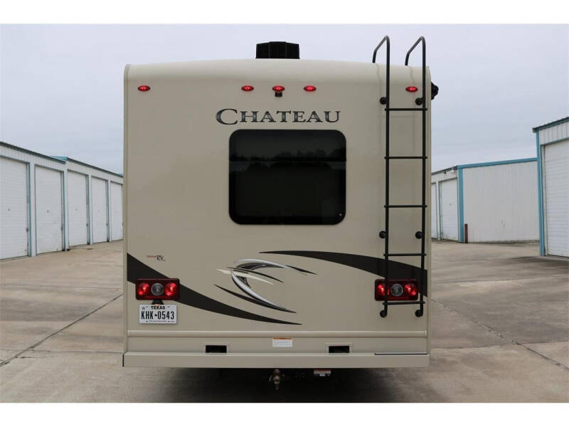 2017 Thor Motor Coach Chateau