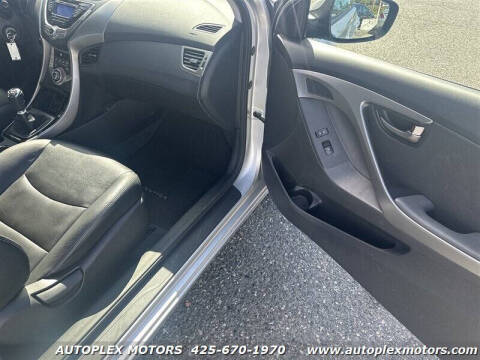 2013 Hyundai Elantra Coupe SE