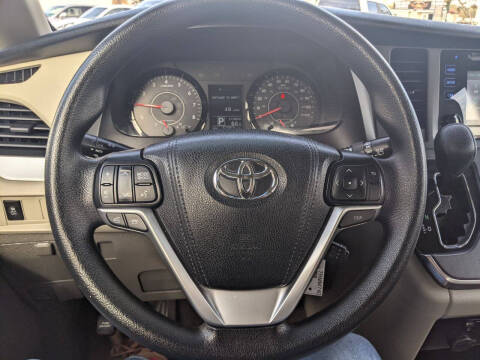 2017 Toyota Sienna L 7-Passenger
