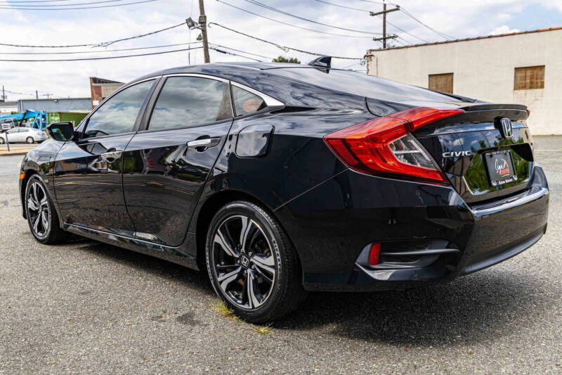 2017 Honda Civic Touring
