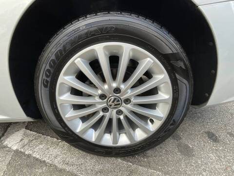 2016 Volkswagen Passat