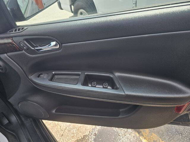 Gray 2012 Chevrolet Impala LT Fleet LT Fleet 4dr Sedan 12