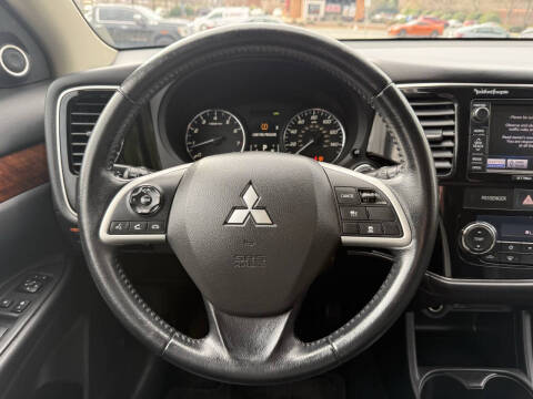 2014 Mitsubishi Outlander SE