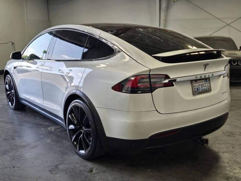 2020 Tesla Model X Long Range Plus