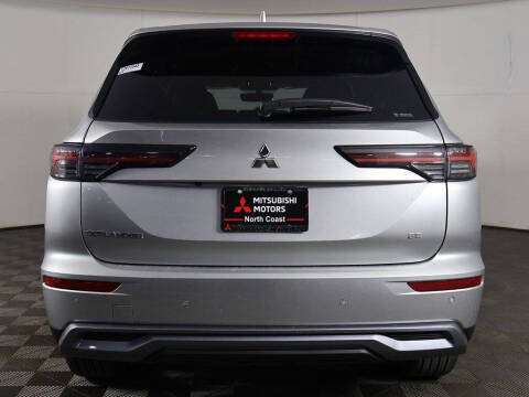 2026 Mitsubishi Outlander SE
