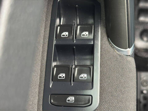 2016 Volkswagen e-Golf SE