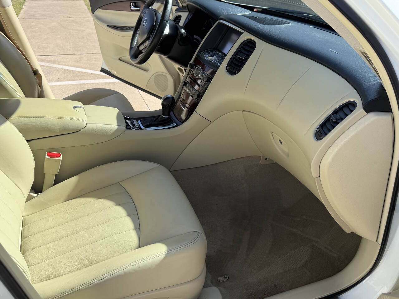 Used Car 2017 Infiniti Qx50  Base Awd 4dr Crossover For Sale Under $15,000 In Austin, Texas