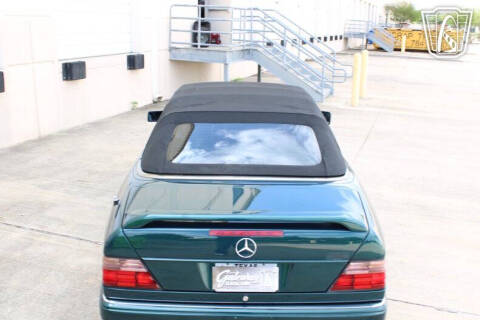 1994 Mercedes-Benz E-Class E 320