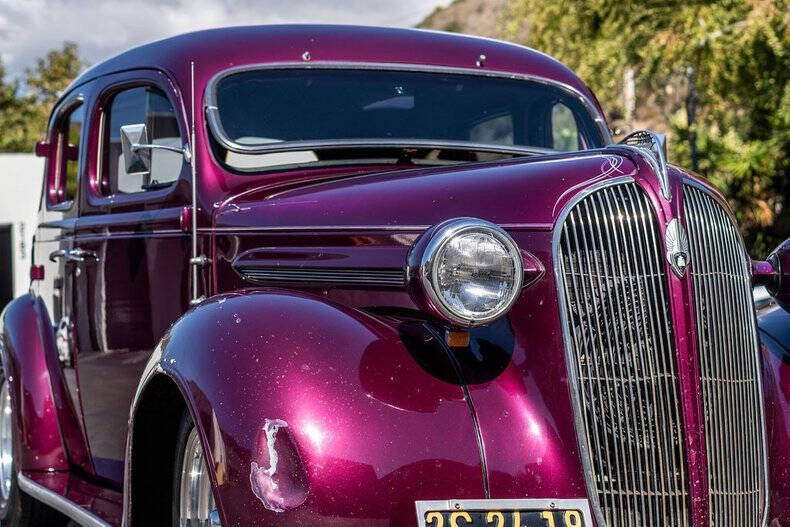 1937 Plymouth Deluxe