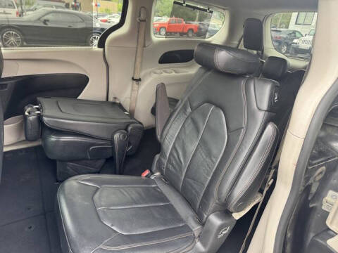 2019 Chrysler Pacifica Touring L