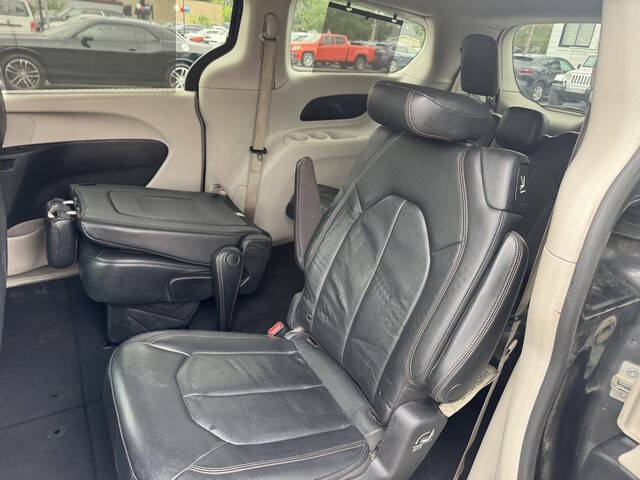 2019 Chrysler Pacifica Touring L