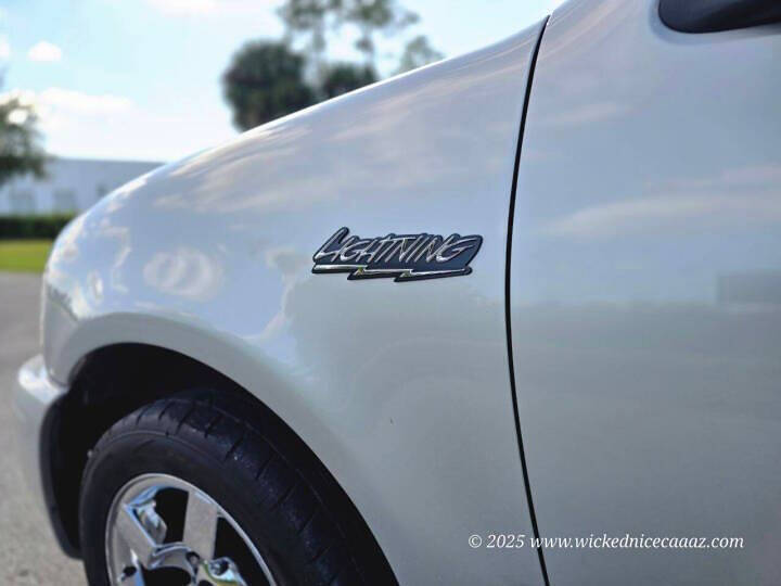 2002 Ford F-150 SVT Lightning