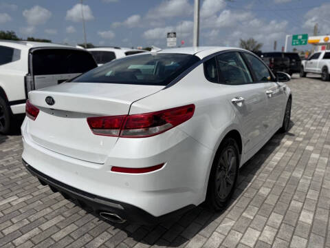 2020 Kia Optima LX