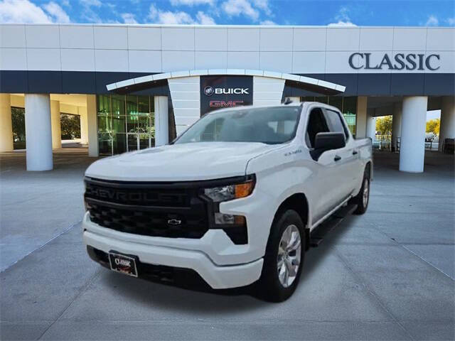 2024 Chevrolet Silverado 1500 Custom
