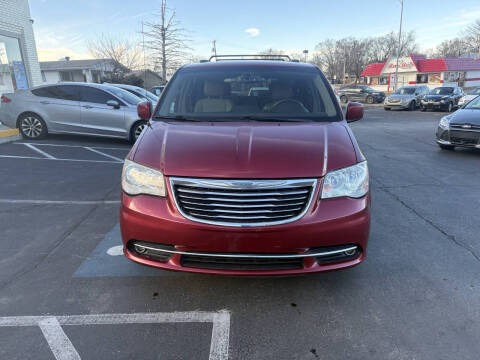 2016 Chrysler Town and Country Touring