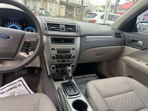 2012 Ford Fusion SE