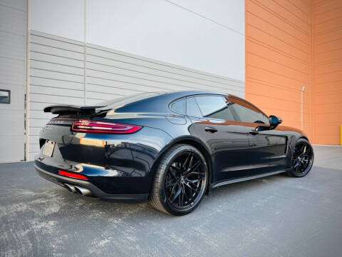 2017 Porsche Panamera 4S