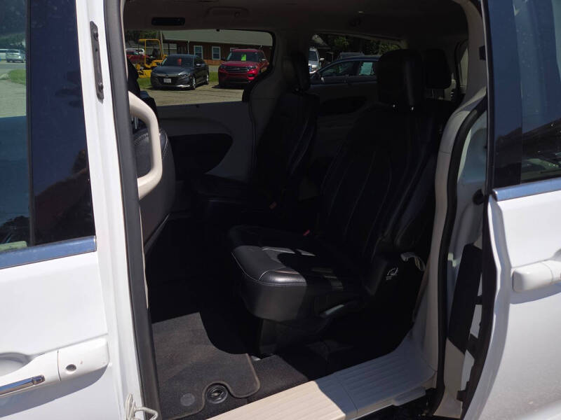 2018 Chrysler Pacifica Touring L