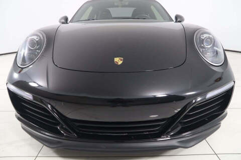 2019 Porsche 911 Carrera