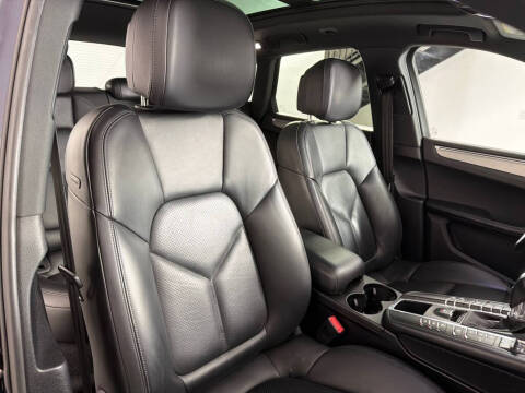 2018 Porsche Macan S