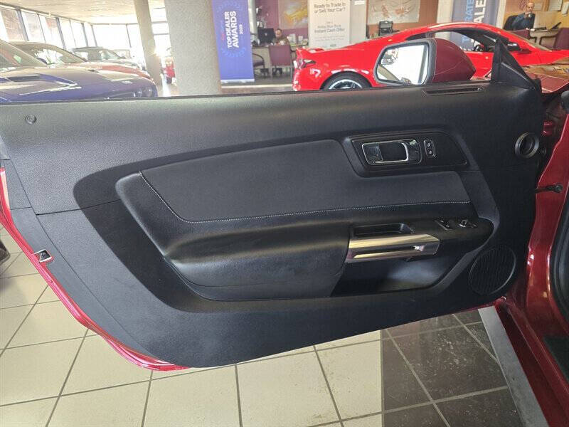 2015 Ford Mustang V6