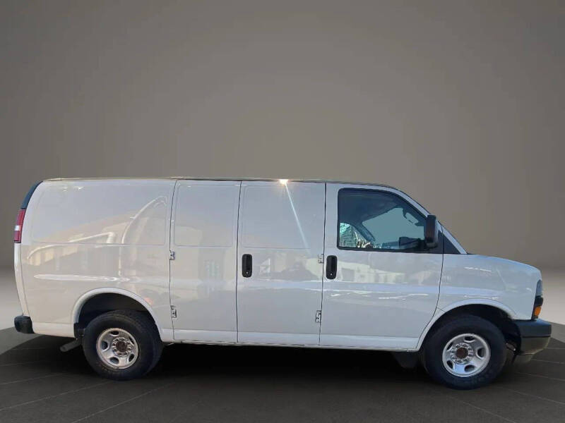 2019 Chevrolet Express 2500