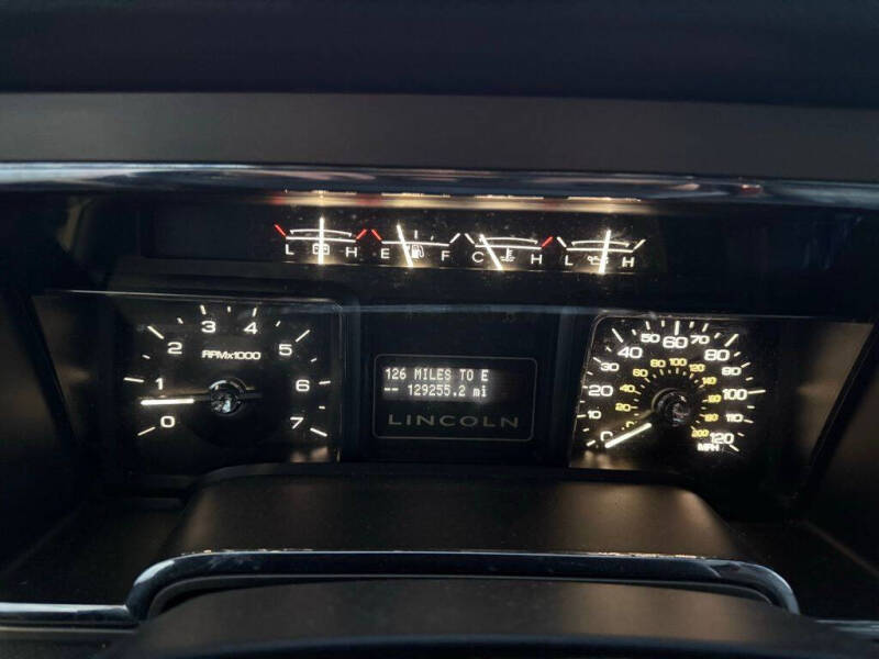 2011 Lincoln Navigator L