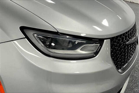 2023 Chrysler Pacifica Plug-In Hybrid Limited